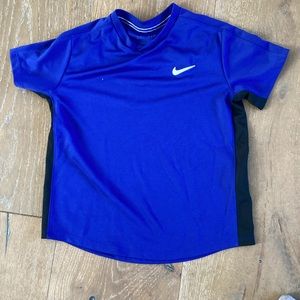 Four Nike Boys Tennis Performance Polo Shirt 2 Blue and 2 red/burgundy